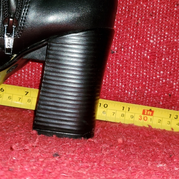 Vintage 90's Square Toed Chunky Heel Platform Boot - Picture 9 of 14